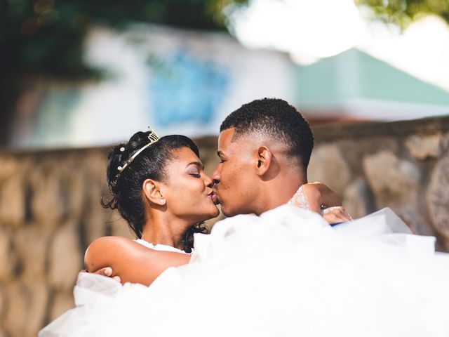 Le mariage de dyvann et estelle à Saint-Denis, La Réunion 10