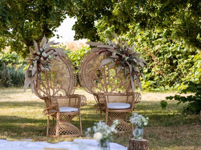 Le mariage de Antoine et Angélique à Saint-Julien-l&apos;Ars, Vienne 11