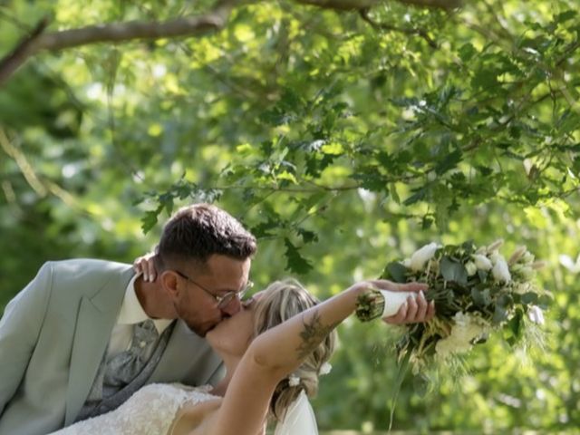 Le mariage de Damien et Anaïs à Aizenay, Vendée 8