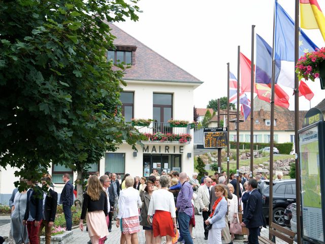 Le mariage de Corentin et Amandine à Bretteville-sur-Laize, Calvados 32