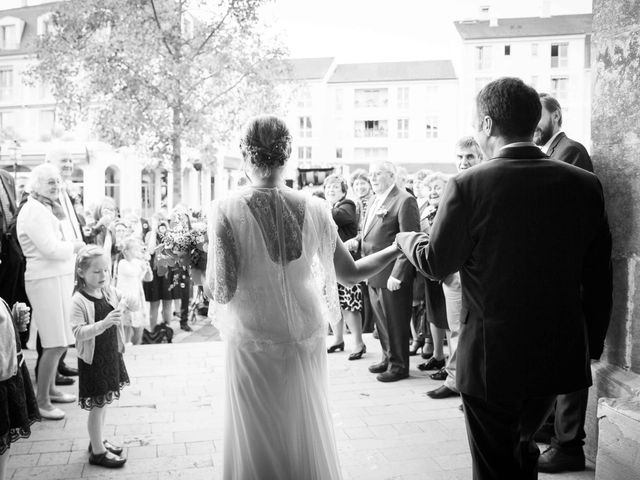 Le mariage de Nicolas et Sophie à Follainville-Dennemont, Yvelines 77