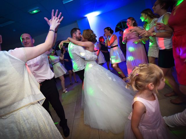 Le mariage de Gael et Lucile à Trouhans, Côte d&apos;Or 33