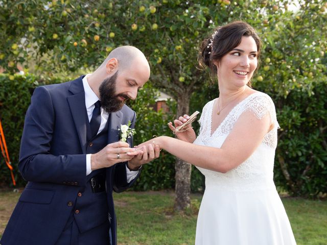 Le mariage de Julie  et Thomas à Nibelle, Loiret 25