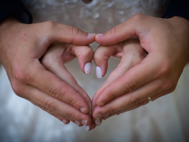 Le mariage de Ludovic et Gladys à Rochefort, Charente Maritime 4