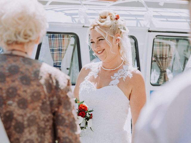 Le mariage de Mickael et Emilie à Guignicourt, Aisne 10