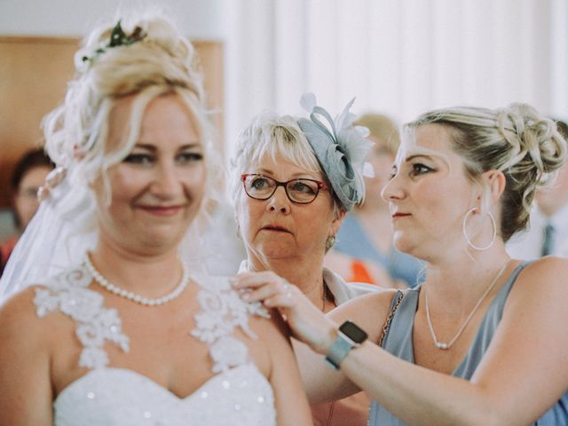 Le mariage de Mickael et Emilie à Guignicourt, Aisne 22