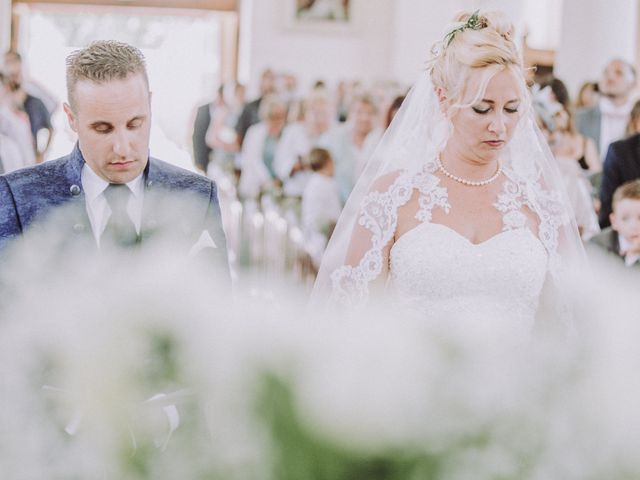 Le mariage de Mickael et Emilie à Guignicourt, Aisne 41