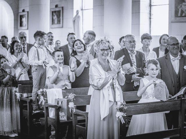 Le mariage de Mickael et Emilie à Guignicourt, Aisne 67