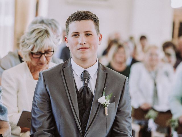 Le mariage de Mickael et Emilie à Guignicourt, Aisne 69