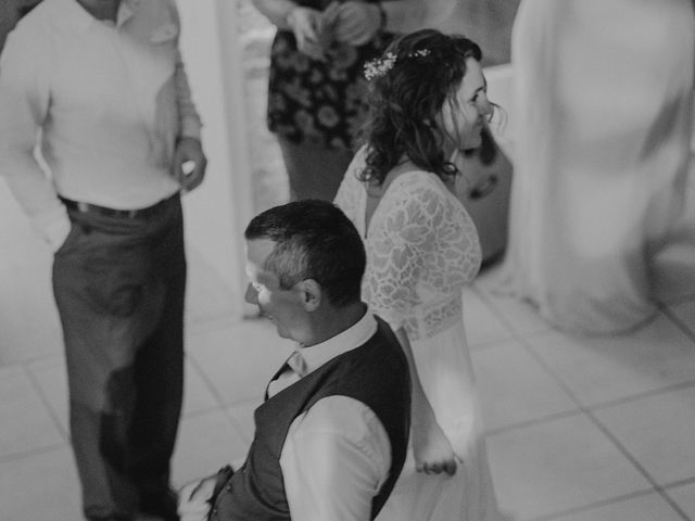 Le mariage de Émeline  et Jérémie  à Marennes, Charente Maritime 47