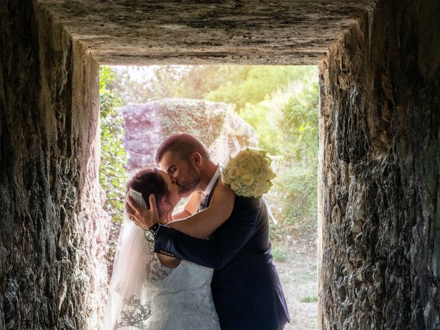 Le mariage de Benjamin et Ana à Mehun-sur-Yèvre, Cher 16