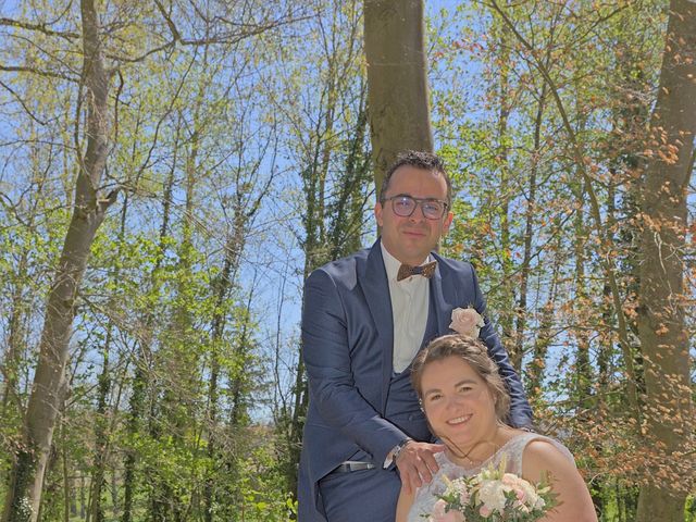 Le mariage de Julien et Charlène à Saint-Didier-sur-Rochefort, Loire 15