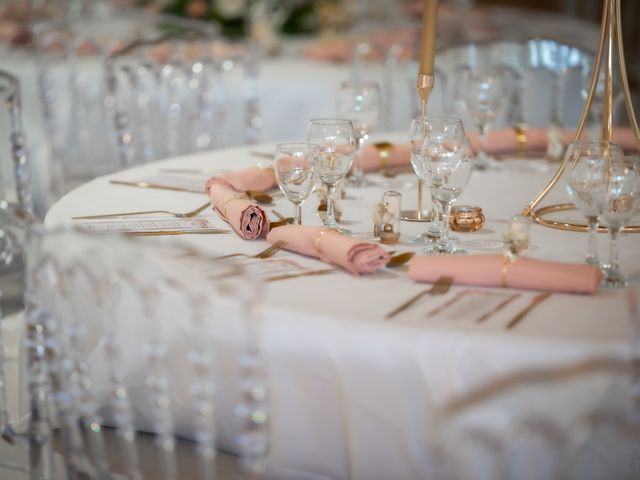 Le mariage de Dominique et Christ à Fresneaux-Montchevreuil, Oise 26