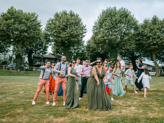 Le mariage de Quentin et Lucile à Privezac, Aveyron 57