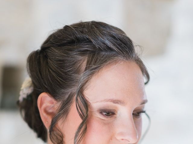 Le mariage de Julien et Laure à Morancé, Rhône 24