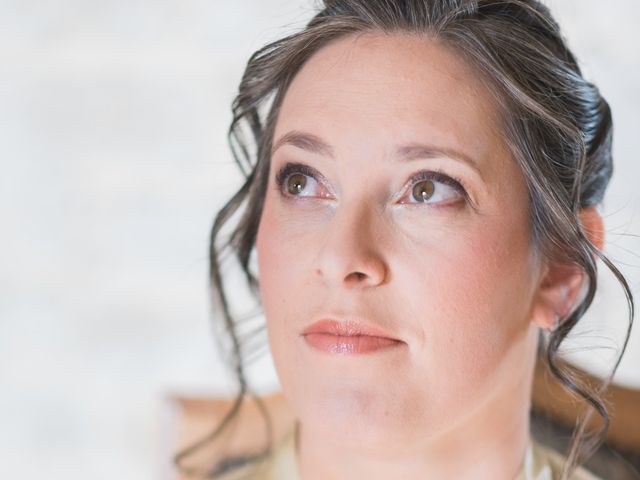 Le mariage de Julien et Laure à Morancé, Rhône 28