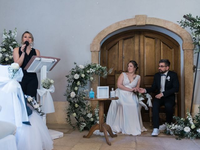 Le mariage de Julien et Laure à Morancé, Rhône 37