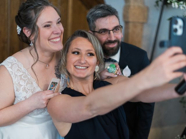 Le mariage de Julien et Laure à Morancé, Rhône 44