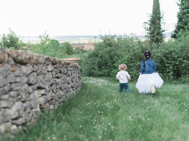 Le mariage de Julien et Laure à Morancé, Rhône 52
