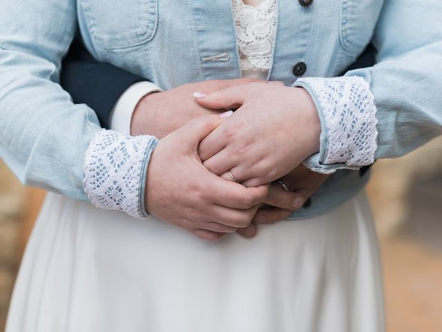 Le mariage de Julien et Laure à Morancé, Rhône 57
