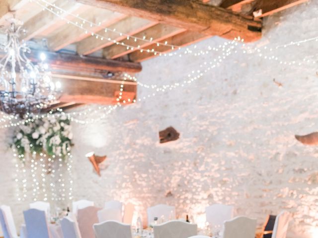 Le mariage de Julien et Laure à Morancé, Rhône 68