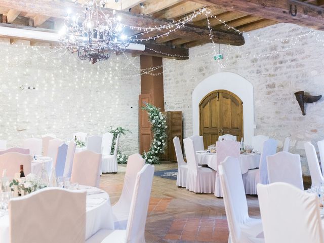 Le mariage de Julien et Laure à Morancé, Rhône 70