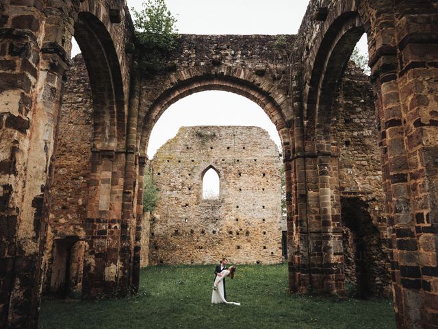 Le mariage de Antoine et Lucile à Monterfil, Ille et Vilaine 17