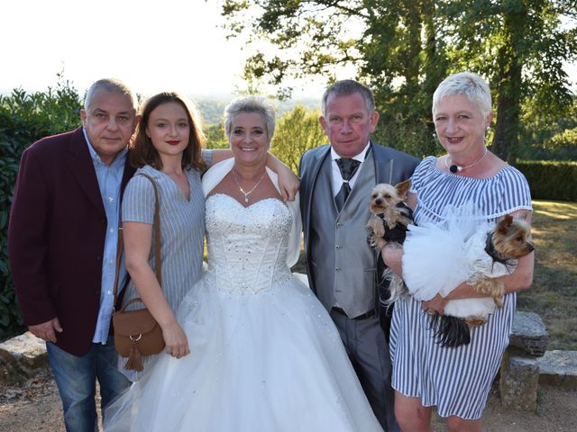 Le mariage de Jean-François et Sandrine à Busset, Allier 15