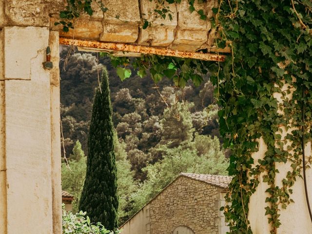 Le mariage de Guillaume et Amandine à Grans, Bouches-du-Rhône 12