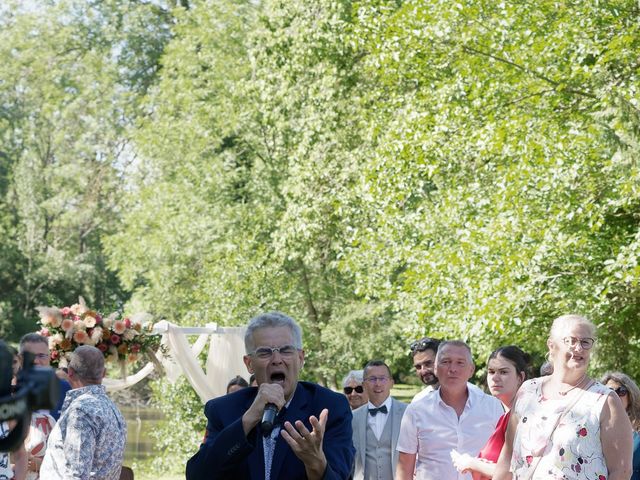 Le mariage de Théo et Mélanie à Gannat, Allier 41