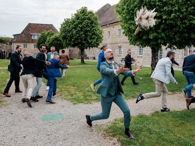 Le mariage de Lukas et Lucie à Salins-les-Bains, Jura 35