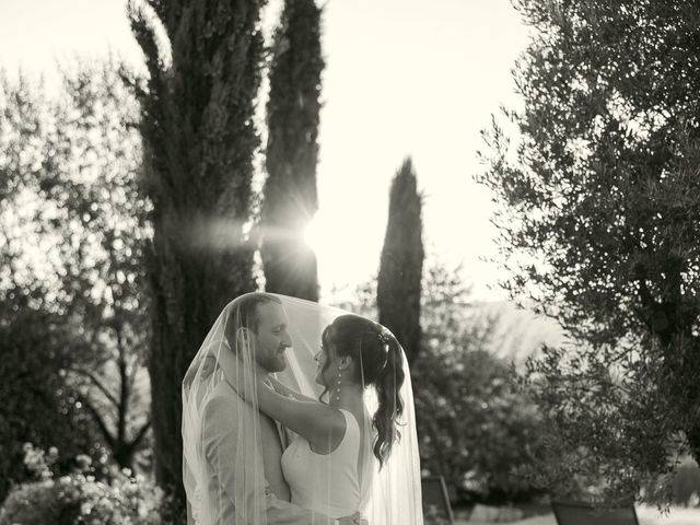 Le mariage de Etienne et Amandine à Oppedette, Alpes-de-Haute-Provence 48