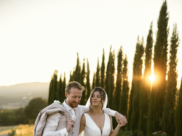 Le mariage de Etienne et Amandine à Oppedette, Alpes-de-Haute-Provence 55