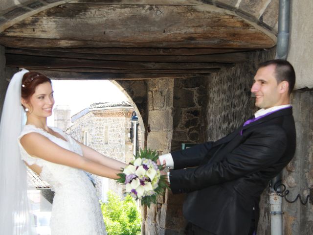 Le mariage de Noémie et Loïc à Saint-Michel-sur-Rhône, Loire 2
