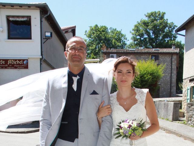 Le mariage de Noémie et Loïc à Saint-Michel-sur-Rhône, Loire 48