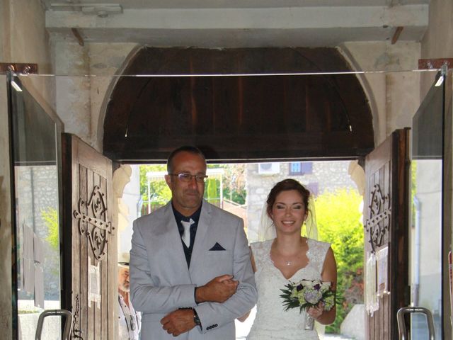 Le mariage de Noémie et Loïc à Saint-Michel-sur-Rhône, Loire 49