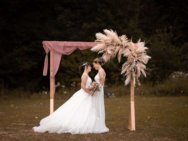 Le mariage de Stéphanie et Maëlys à Charquemont, Doubs 7