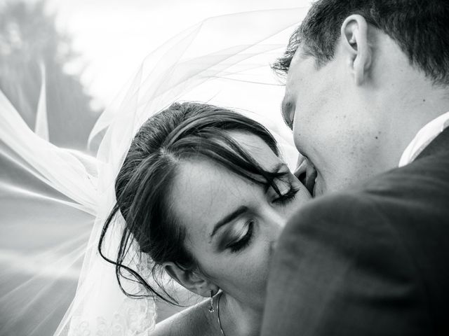 Le mariage de Maxime et Vanessa à Issoire, Puy-de-Dôme 28