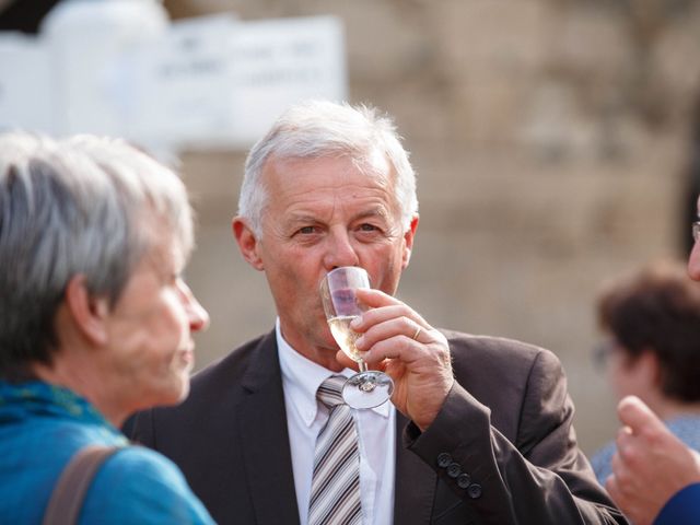 Le mariage de Jean Gabriel et Justine à Vivières, Aisne 34