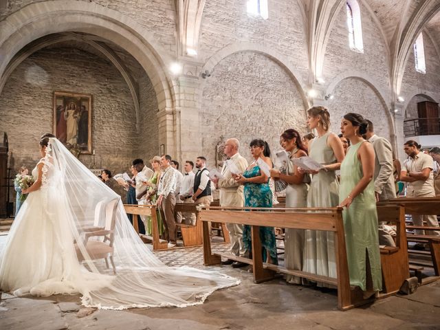 Le mariage de Arthur et Barbara à Nîmes, Gard 17