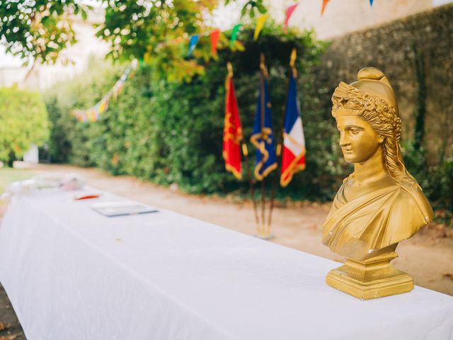 Le mariage de Alex et Pauline à Nîmes, Gard 3