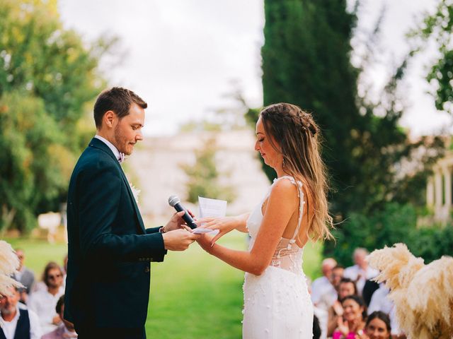 Le mariage de Alex et Pauline à Nîmes, Gard 35