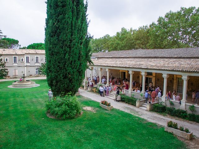 Le mariage de Alex et Pauline à Nîmes, Gard 62