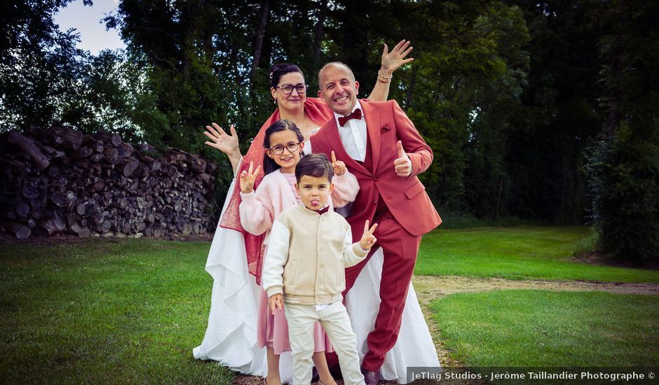 Le mariage de Teddy et Samantha à Villieu-Loyes-Mollon, Ain