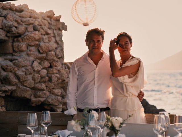 Le mariage de Emmanuel et Jayne à Propriano, Corse 13