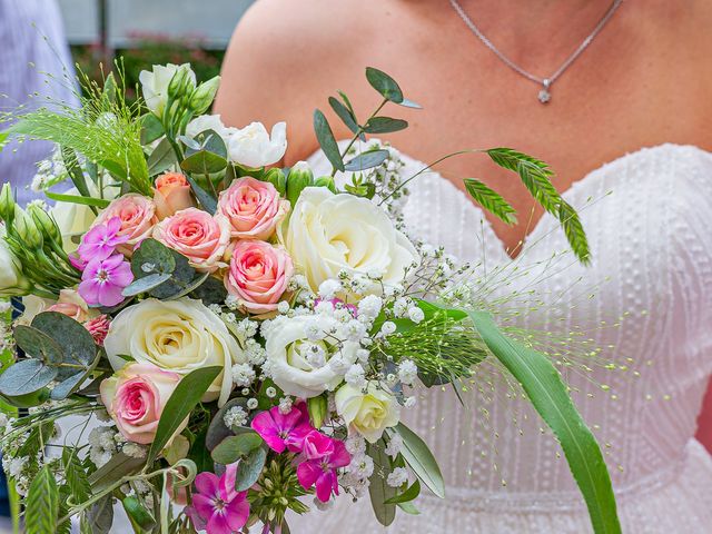 Le mariage de Jérome et Fanny à Saint-Porchaire, Charente Maritime 8