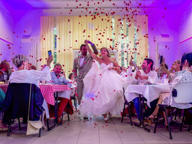 Le mariage de Jérome et Fanny à Saint-Porchaire, Charente Maritime 16