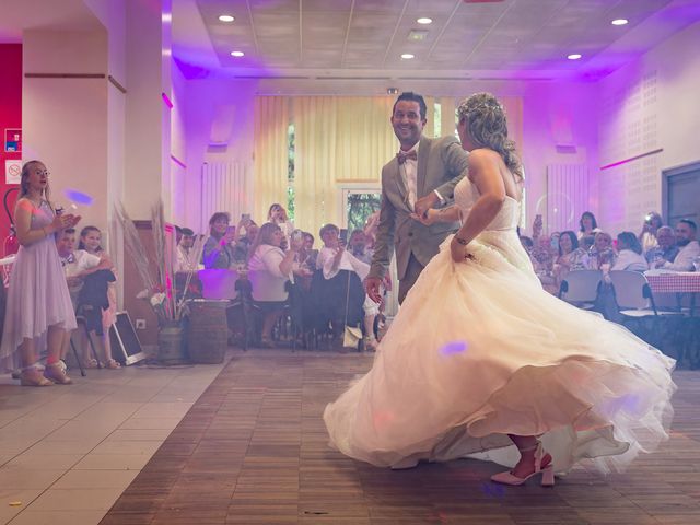 Le mariage de Jérome et Fanny à Saint-Porchaire, Charente Maritime 18