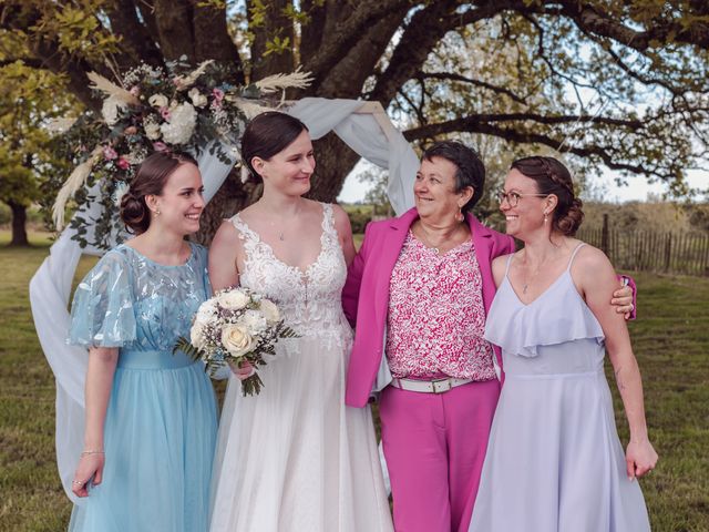 Le mariage de Vanina et Marie à Notre-Dame-d&apos;Oé, Indre-et-Loire 18