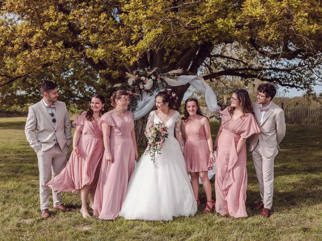 Le mariage de Vanina et Marie à Notre-Dame-d&apos;Oé, Indre-et-Loire 20